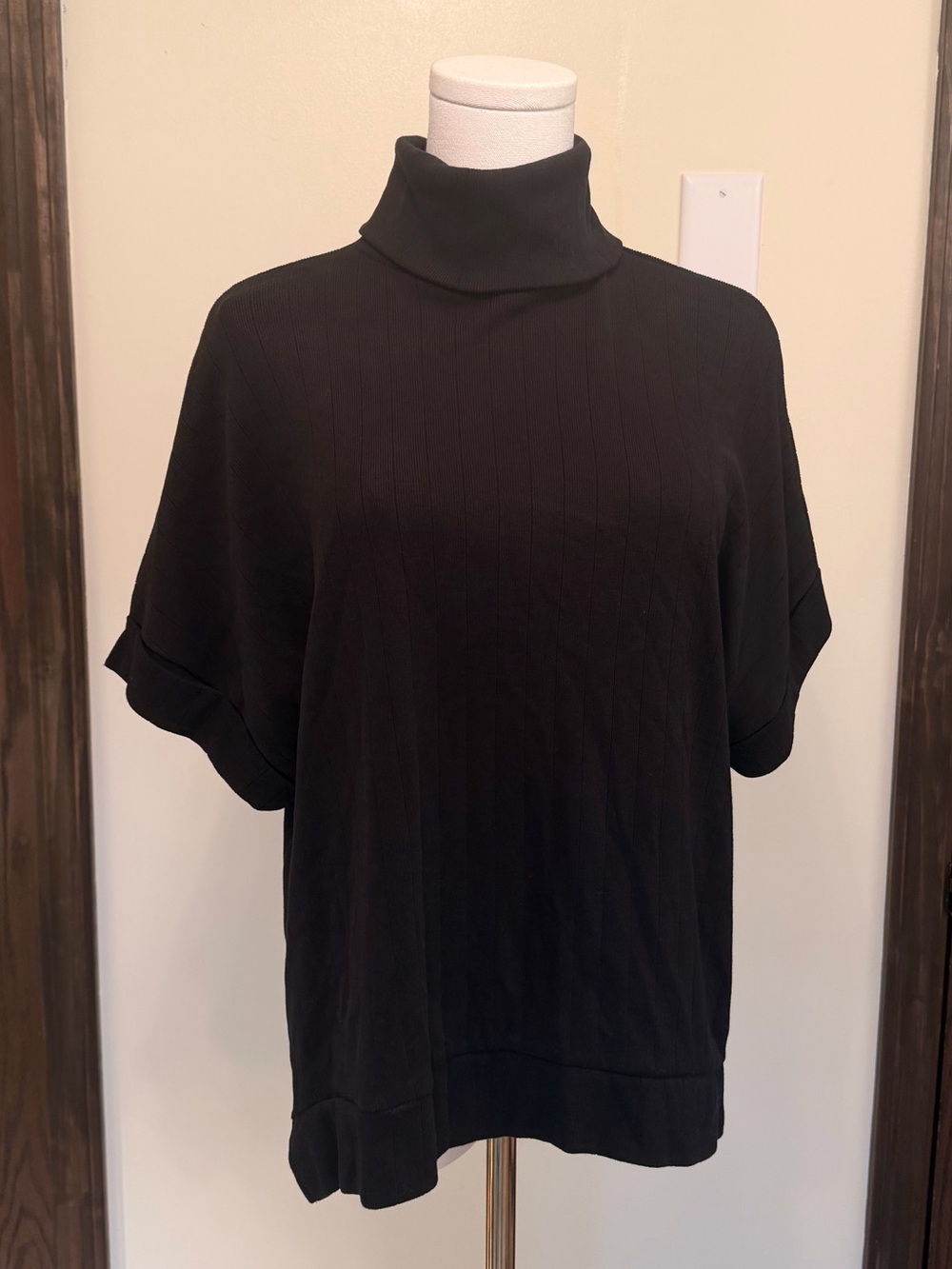 Zara Black Short-Sleeve Turtleneck Top